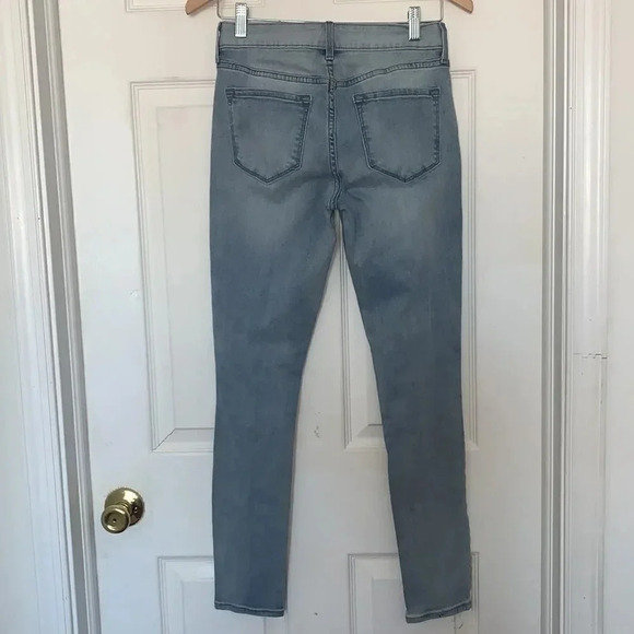 Old Navy Mid-Rise Rockstar Jeans - Picture 2 of 4